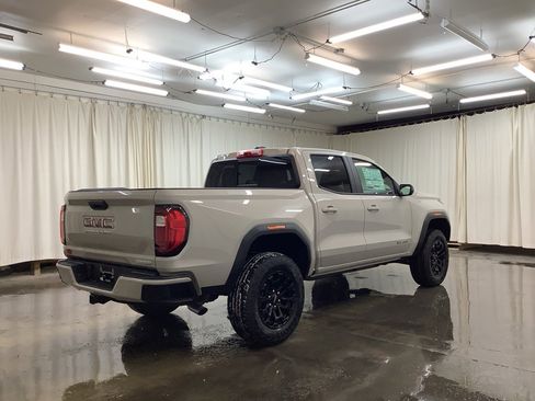 New 2026 GMC Canyon Elevation w/ Convenience Package image 6