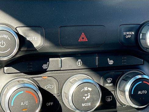 Used 2023 RAM 1500 Big Horn AWD/4WD image 20