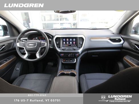 Used 2021 GMC Acadia SLE w/ Driver Convenience Package image 6