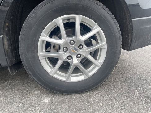 Used 2023 Chevrolet Equinox LS w/ LS Convenience Package image 20