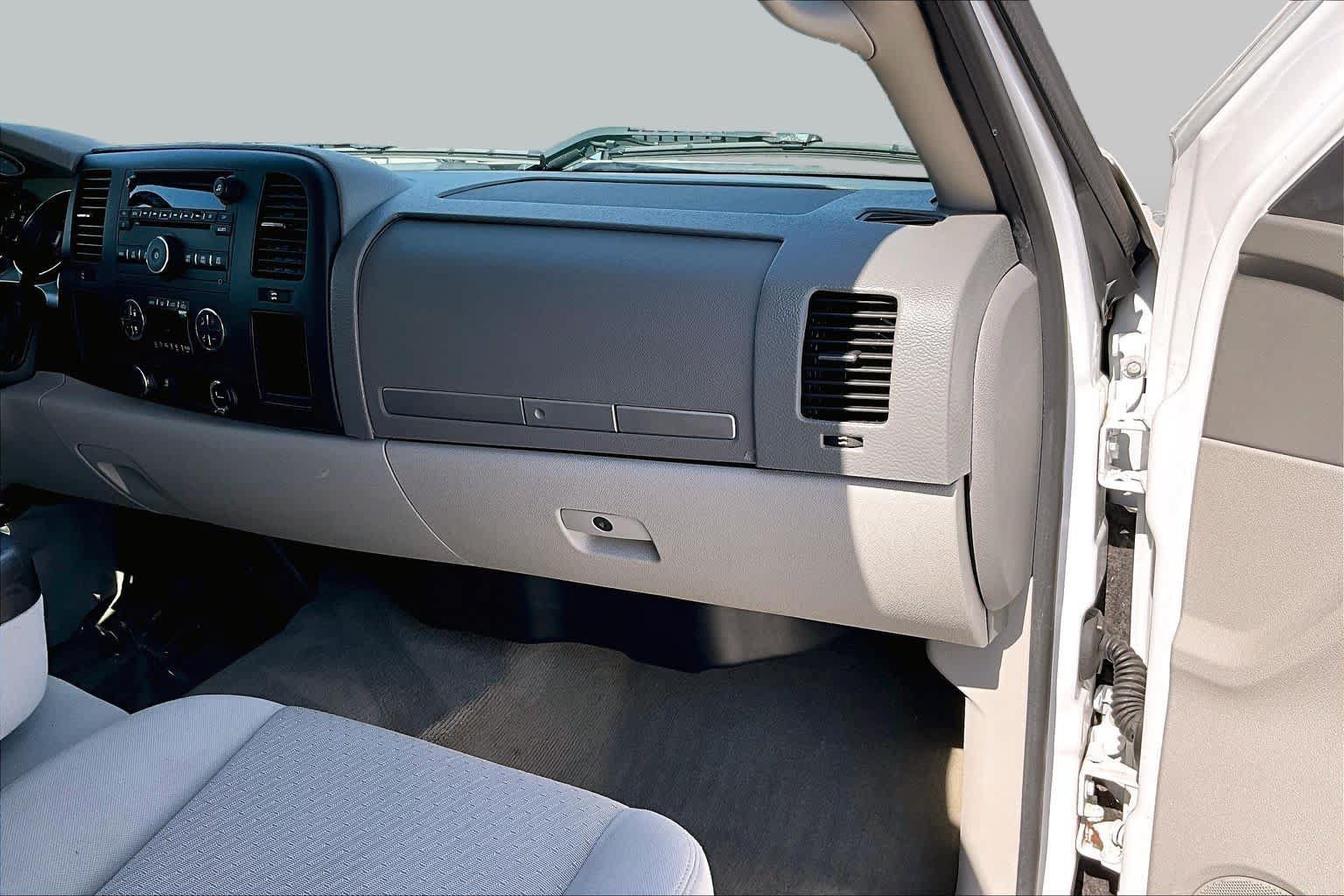 Used 2011 GMC Sierra 1500 SLE w/ Regional Value Package RWD image 16