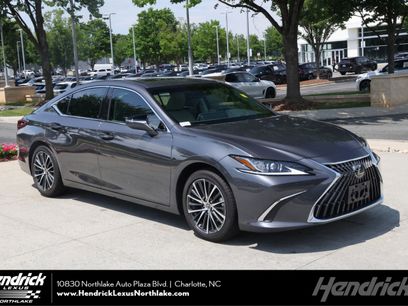 Used 2023 Lexus ES 350 w/ Premium Package