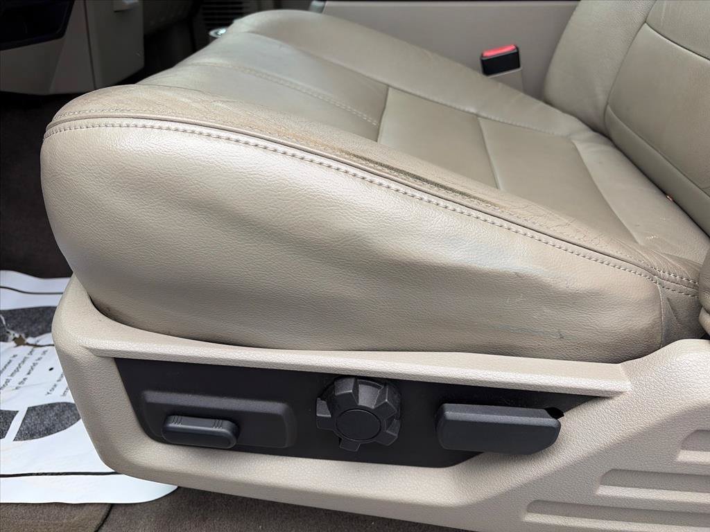 Used 2010 Ford F350 Lariat RWD image 27