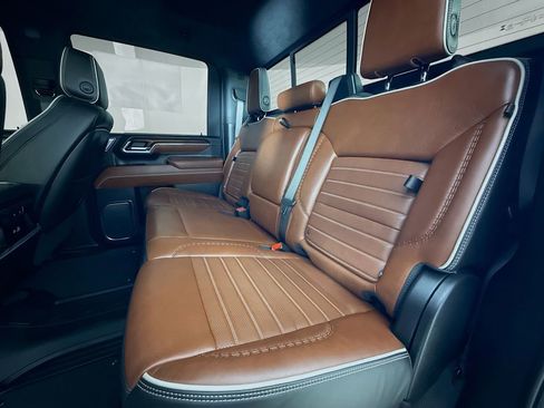 Used 2024 GMC Sierra 2500 Denali Ultimate image 29