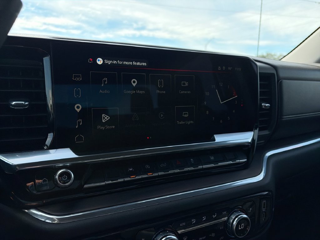 Used 2025 GMC Sierra 1500 SLT AWD/4WD image 19