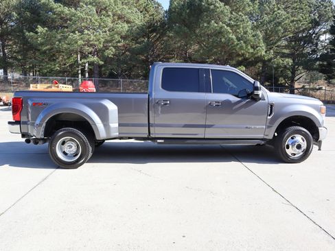 Used 2021 Ford F350 Lariat w/ Lariat Value Package image 7