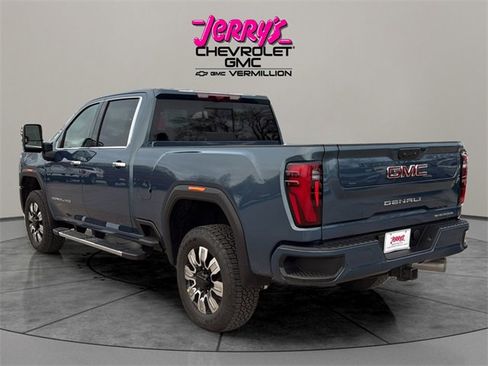 New 2026 GMC Sierra 2500 Denali w/ Denali Reserve Package image 13