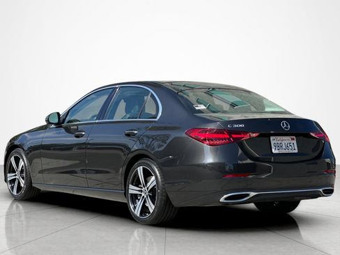 Used 2022 Mercedes-Benz C 300 Sedan image 3