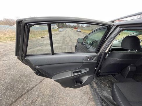 Used 2014 Subaru Crosstrek 2.0i Premium w/ Popular Package #1 image 24