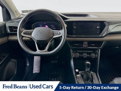 Used 2022 Volkswagen Taos SEL image 23