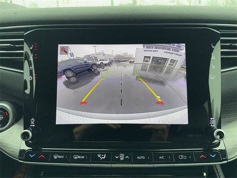 Used 2024 Jeep Wagoneer Series III image 17