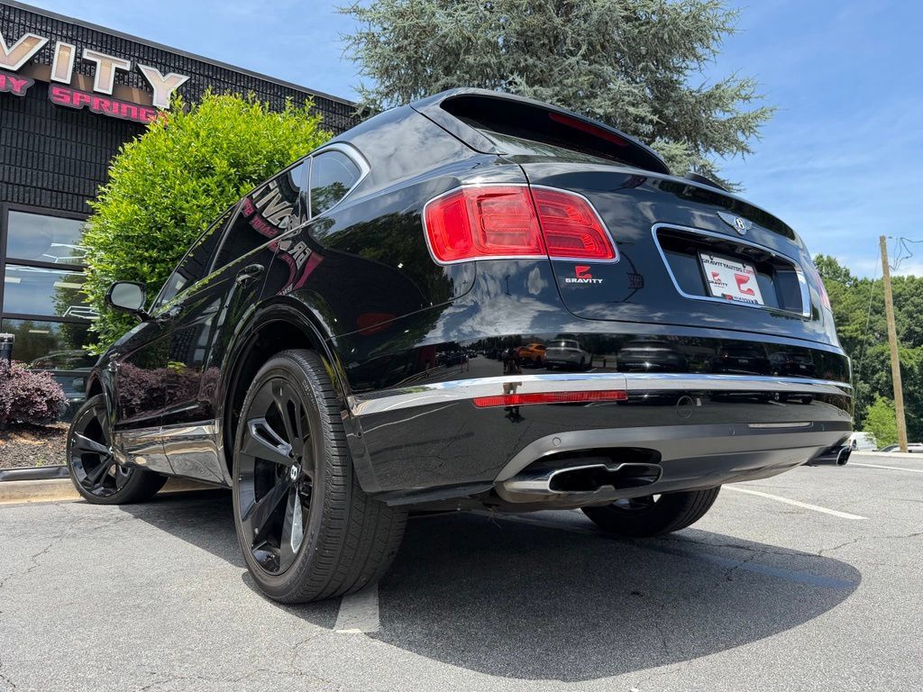 Used 2019 Bentley Bentayga AWD/4WD image 20