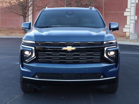 New 2026 Chevrolet Suburban High Country image 34