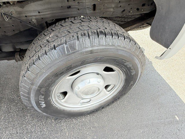 Used 2006 Ford F250 XL RWD image 10