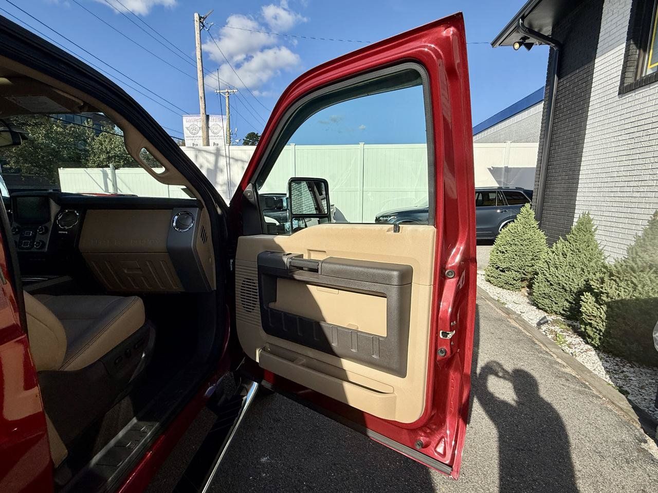 Used 2014 Ford F350 Lariat AWD/4WD image 27