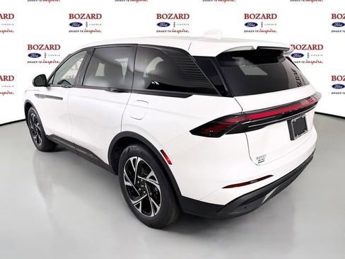 New 2026 Lincoln Nautilus Premier w/ Jet Appearance Package AWD/4WD image 6