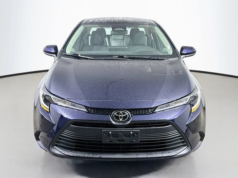 Used 2024 Toyota Corolla LE FWD image 2