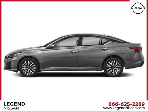 New 2025 Nissan Altima 2.5 SV w/ SV Premium Package image 4