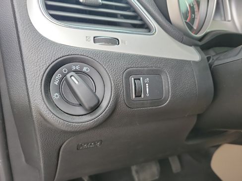 Used 2018 Dodge Journey SE w/ Comfort/Convenience Group AWD/4WD image 22