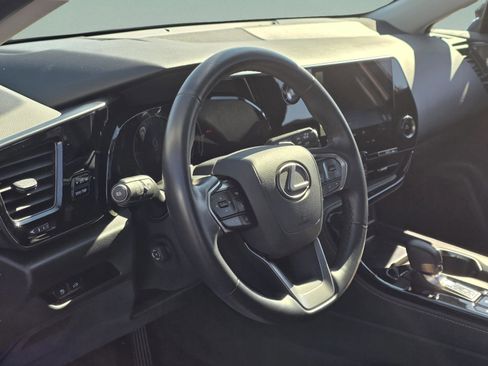 Certified 2025 Lexus NX 250 FWD w/ Premium Package image 9