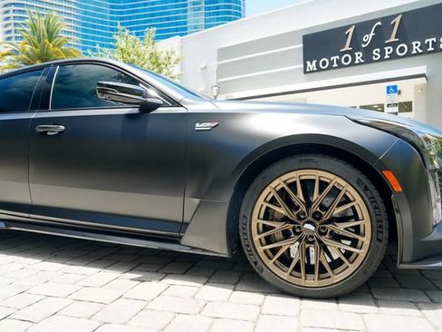 Used 2025 Cadillac CT5 V Blackwing w/ Carbon Fiber 2 Package RWD image 36
