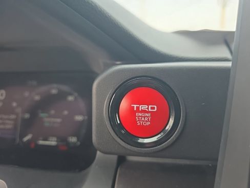 Certified 2025 Toyota Tacoma TRD Sport AWD/4WD image 25