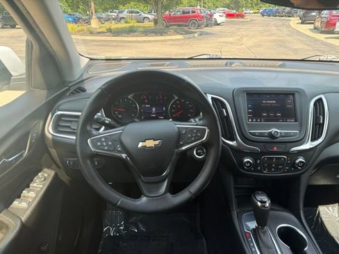 Used 2021 Chevrolet Equinox LT FWD image 15