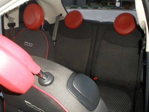 Used 2019 FIAT 500 Pop image 27