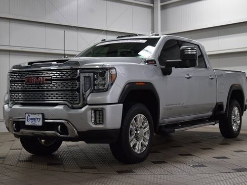 Used 2022 GMC Sierra 2500 Denali w/ Denali Ultimate Package image 3