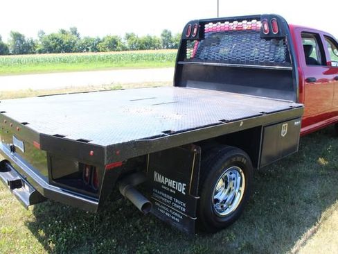 Used 2018 RAM 3500 Tradesman w/ Chrome Appearance Group AWD/4WD image 10