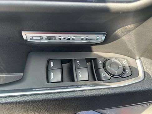 Used 2024 GMC Sierra 1500 Denali AWD/4WD image 22