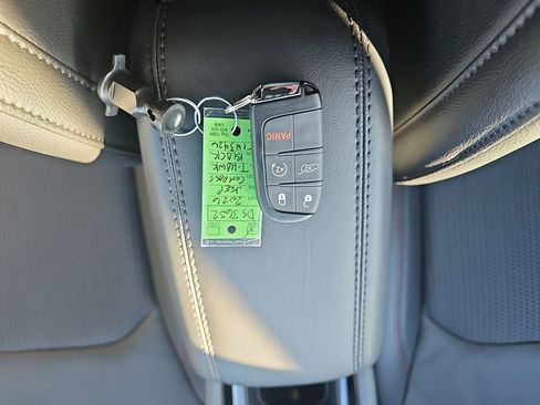 New 2026 Jeep Compass Trailhawk w/ Sun, Sound & Navigation Group image 28