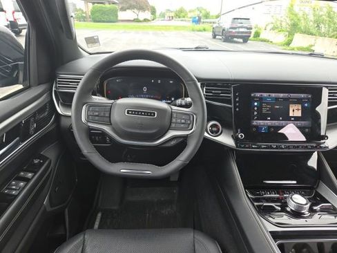 Used 2024 Jeep Wagoneer Series II w/ Convenience Group I image 33