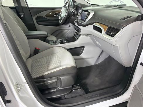 Used 2020 GMC Terrain SLE w/ Driver Convenience Package image 14
