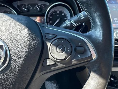 Used 2019 Buick Envision Essence FWD image 29