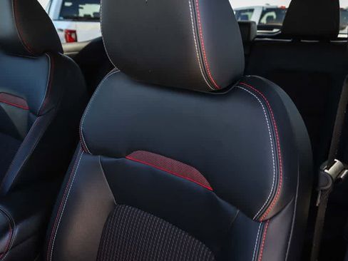 Used 2025 Nissan Kicks SR FWD image 26