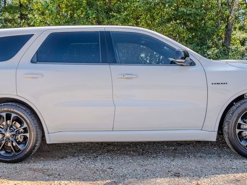 Used 2020 Dodge Durango R/T w/ Blacktop Package AWD/4WD image 5