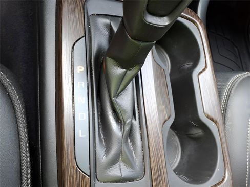 Used 2020 GMC Canyon Denali image 26