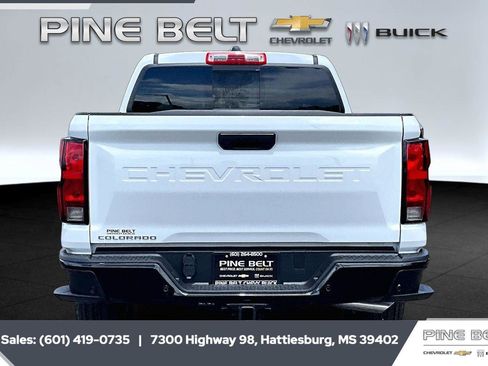 New 2026 Chevrolet Colorado W/T w/ Advanced Trailering Package AWD/4WD image 4