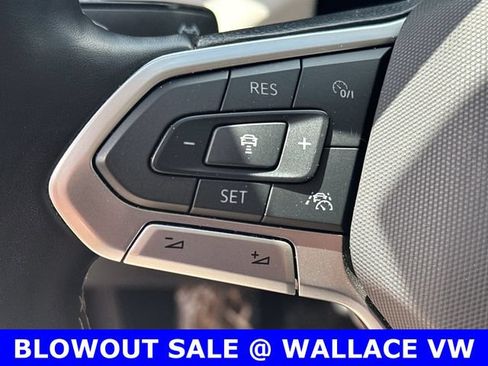 Certified 2025 Volkswagen Taos S FWD image 20