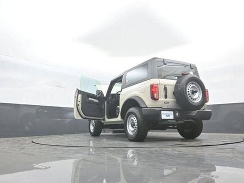 New 2026 Ford Bronco 2-Door AWD/4WD image 39