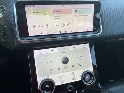 Used 2019 Land Rover Range Rover Velar S image 12