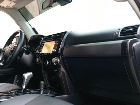 Used 2020 Toyota 4Runner TRD Off-Road Premium w/ Moonroof Package image 31