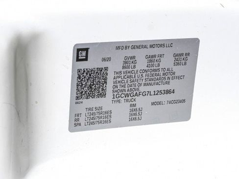 Used 2020 Chevrolet Express 2500 image 57