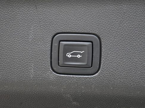 Used 2021 Cadillac Escalade Sport Platinum w/ Heavy-Duty Trailer Package image 43