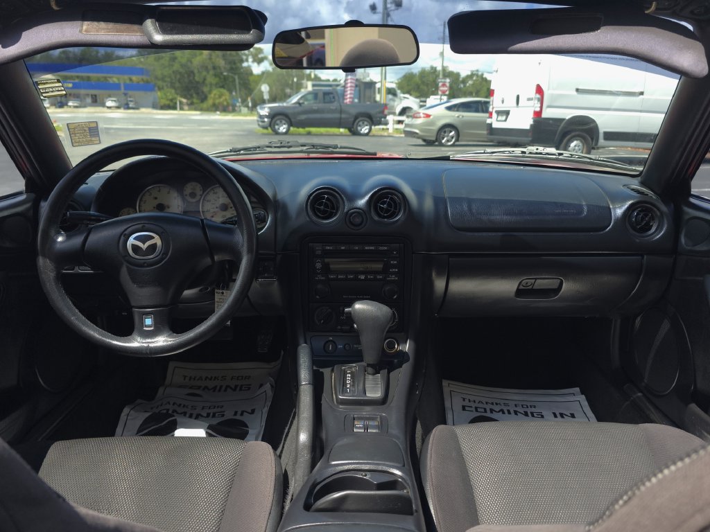 Used 2003 MAZDA MX-5 Miata RWD image 15
