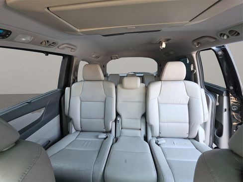 Used 2012 Honda Odyssey Touring image 20