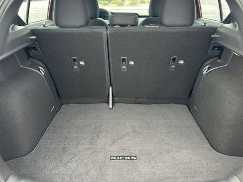 Used 2024 Nissan Kicks SV image 21