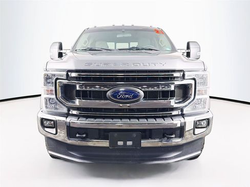 Used 2021 Ford F250 XLT w/ XLT Value Package AWD/4WD image 6