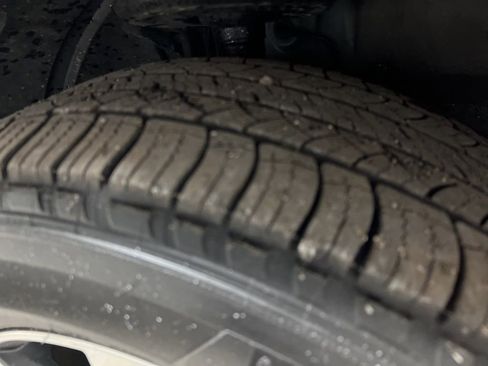 Used 2024 Nissan Murano SV image 43